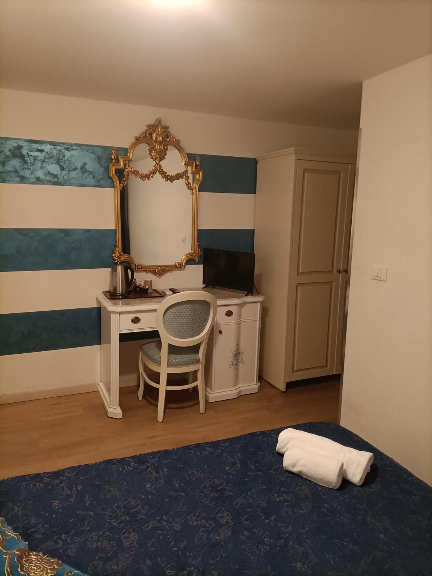 Palazzo Lion Morosini - Check In Presso Locanda Ai Santi Apostoli Wenecja Zewnętrze zdjęcie
