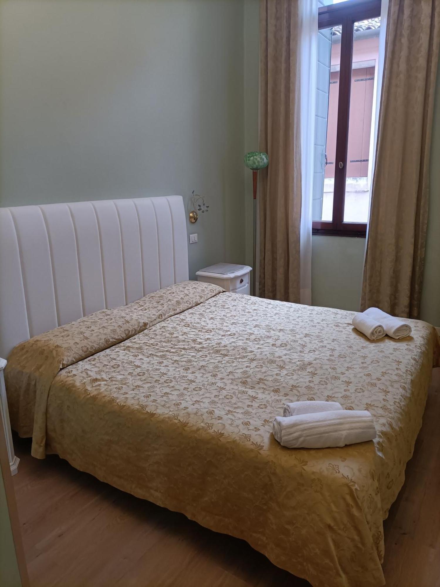 Palazzo Lion Morosini - Check In Presso Locanda Ai Santi Apostoli Wenecja Zewnętrze zdjęcie