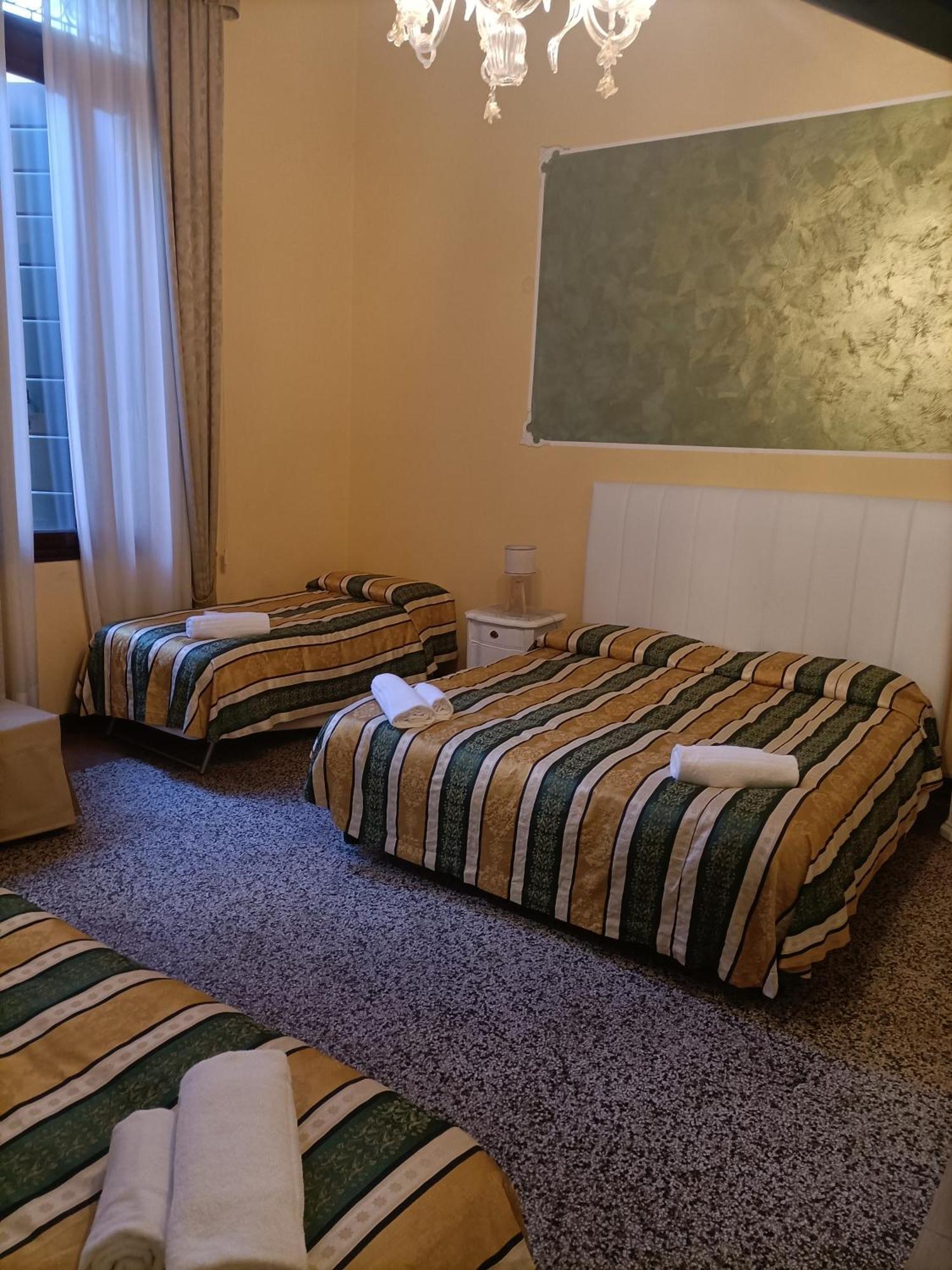 Palazzo Lion Morosini - Check In Presso Locanda Ai Santi Apostoli Wenecja Zewnętrze zdjęcie