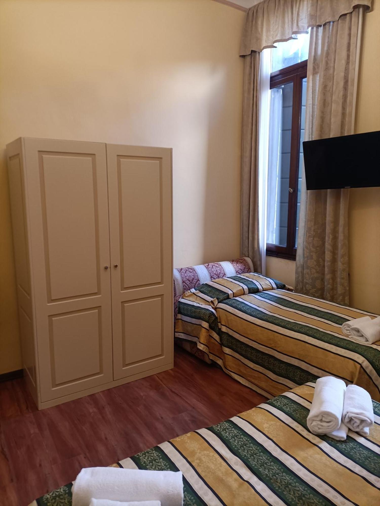 Palazzo Lion Morosini - Check In Presso Locanda Ai Santi Apostoli Wenecja Zewnętrze zdjęcie